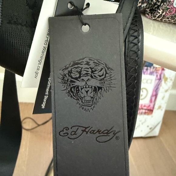 Ed Hardy cheetah skull wallet, wristlet Crossbody bag clutch NWT - Picture 9 of 16